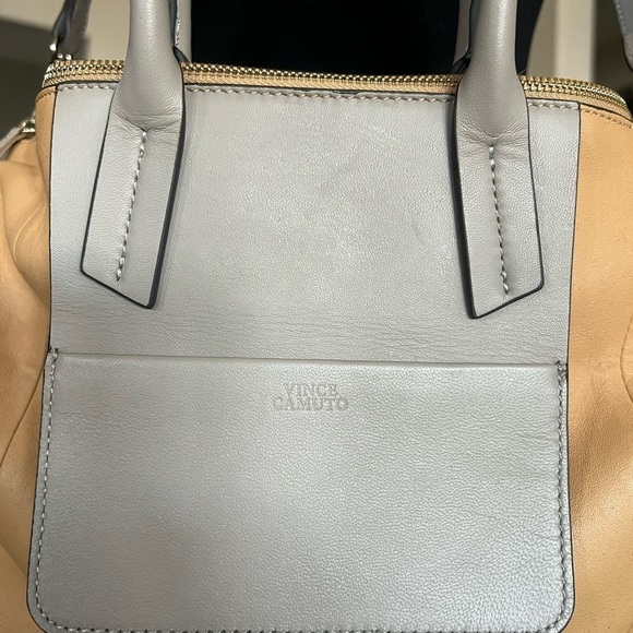 Vince CAMUTO DAVIA SATCHEL - 100% Leather - PRISTINE CONDITION - Picture 8 of 16